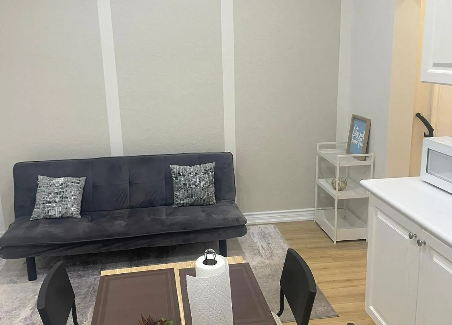 Maple Leaf Stay-Walk To Uoft,Dt,Street Cars,Bars,Rom-Free Wifi Toronto Alloggio in famiglia