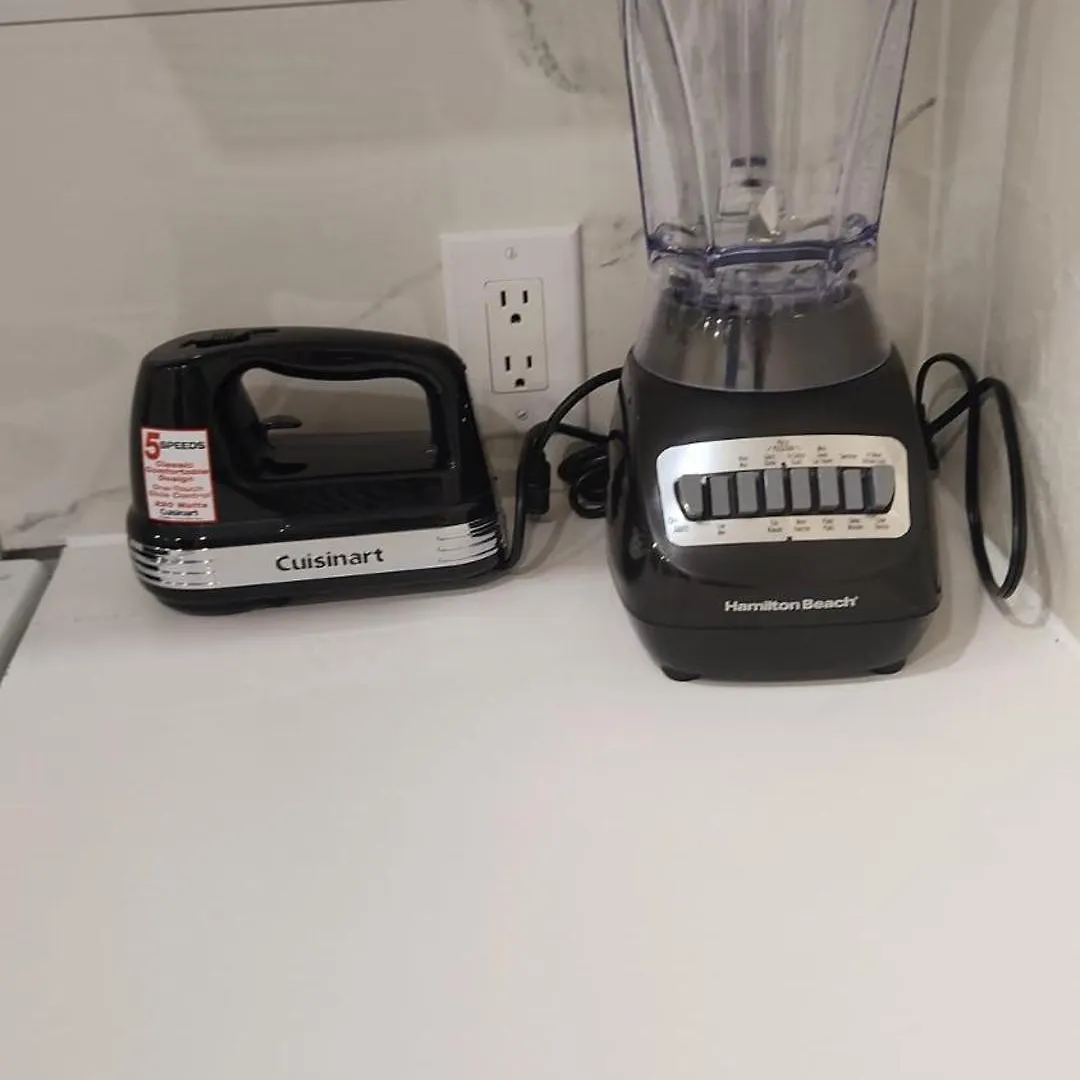 Homestay Maple Leaf Stay-Walk To Uoft,Dt,Street Cars,Bars,Rom-Free Wifi Toronto Canada